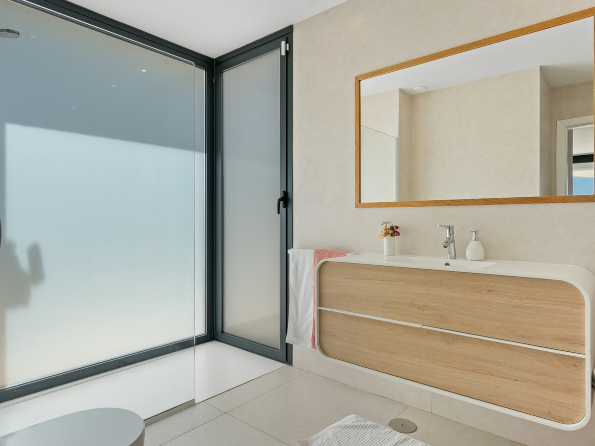 Villa Calma : 4 chambres, piscine et vue lac à Estepona - Photo 28