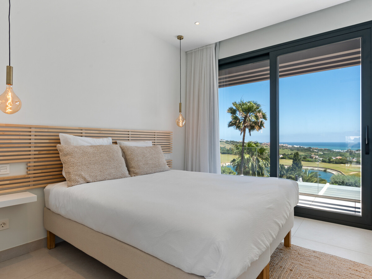 Villa Calma : 4 chambres, piscine et vue lac à Estepona - Photo 31
