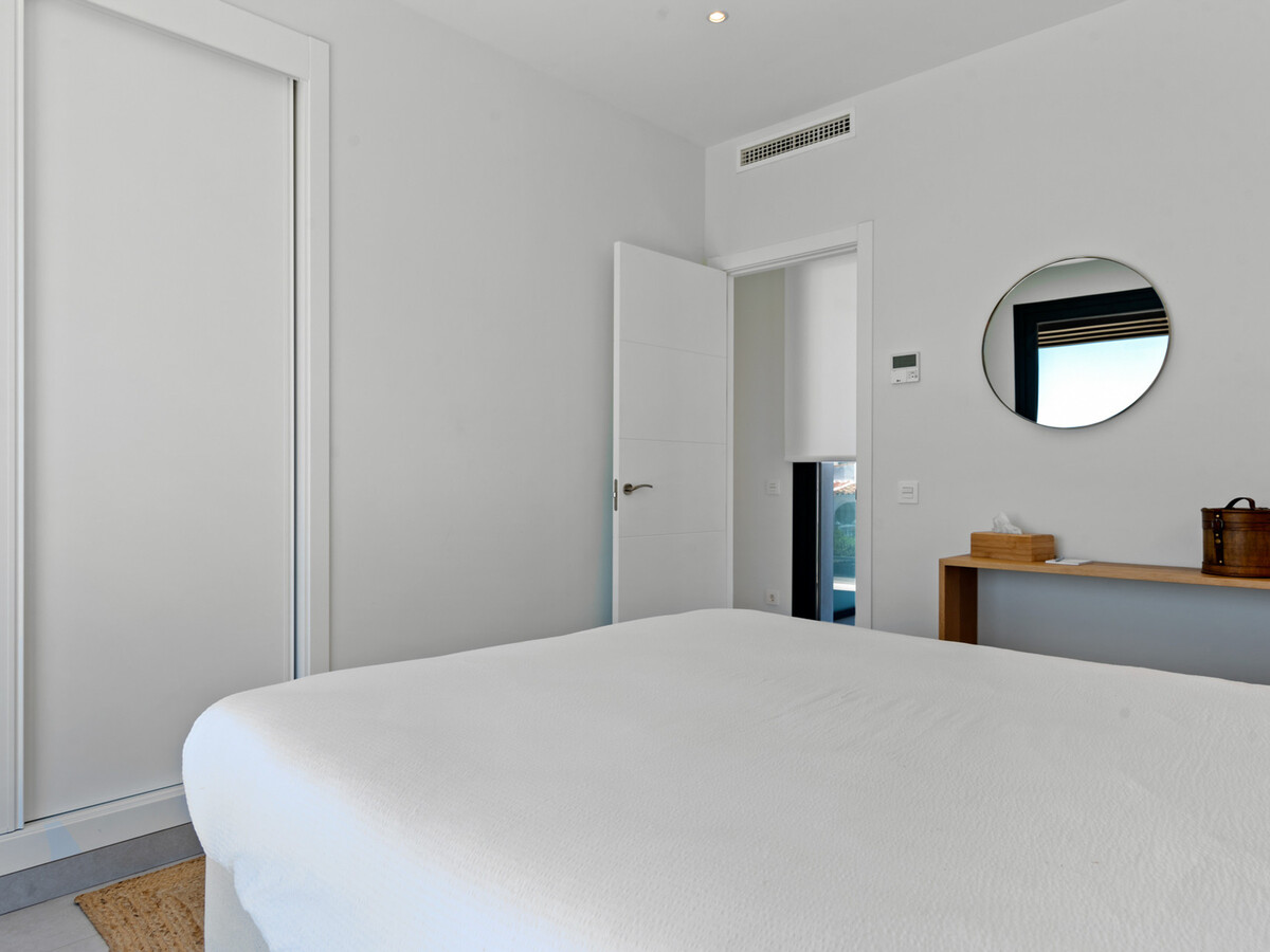 Villa Calma : 4 chambres, piscine et vue lac à Estepona - Photo 32