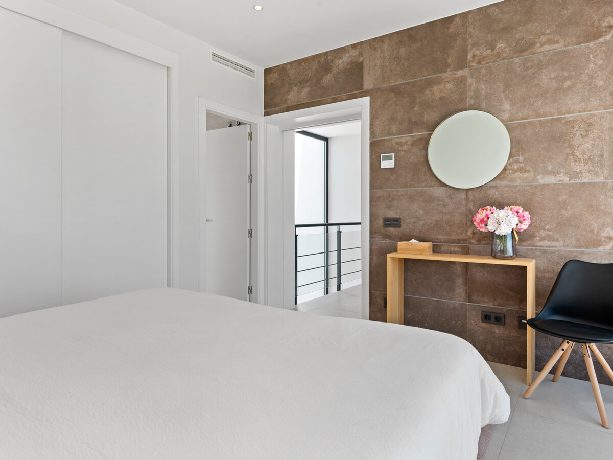 Villa Calma : 4 chambres, piscine et vue lac à Estepona - Photo 35