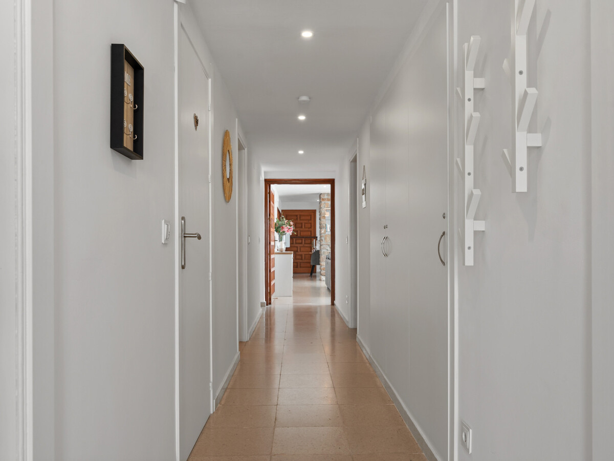 Villa 5 chambres piscine privée 10x4,5m, vue mer à Marbella - Photo 17