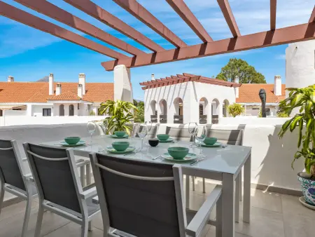 Appartement 145 m² vue montagne, piscine chauffée : photo 2