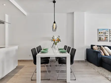 Appartement 145 m² vue montagne, piscine chauffée : photo 11