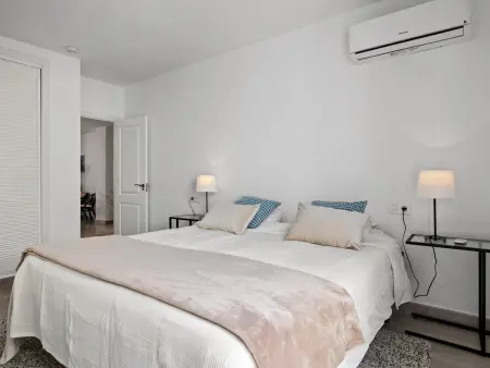 Appartement 145 m² vue montagne, piscine chauffée : photo 16