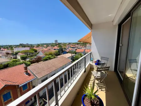 Studio 24 m² avec balcon et parking - Aiguillon : photo 11