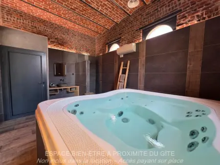 L'Escale : gîte 11 pers. spa et jardin 300m² : photo 5
