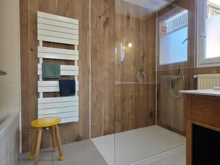 L'Escale : gîte 11 pers. spa et jardin 300m² : photo 12