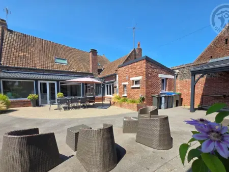 L'Escale : gîte 11 pers. spa et jardin 300m² : photo 20
