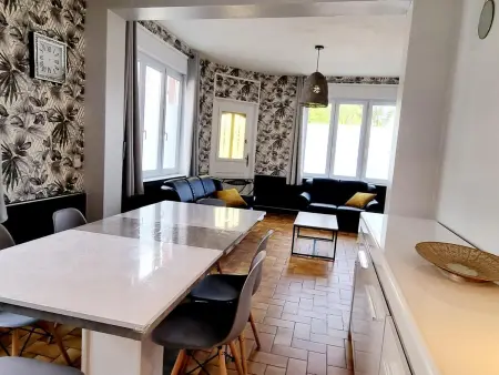 Gîte 6 pers. centre-ville La Chapelle-d'Armentières : photo 3