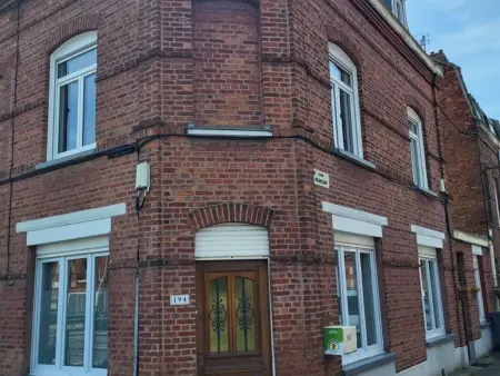 Gîte 6 pers. centre-ville La Chapelle-d'Armentières : photo 13