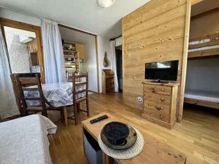 Studio 22m² vue panoramique montagnes, 9e étage : photo 1