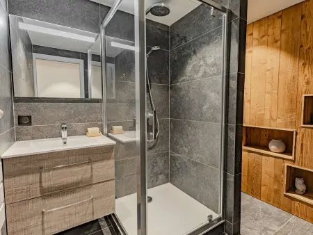 Appartement 8 pers. avec jacuzzi et piscine à La Plagne 1800 : photo 14