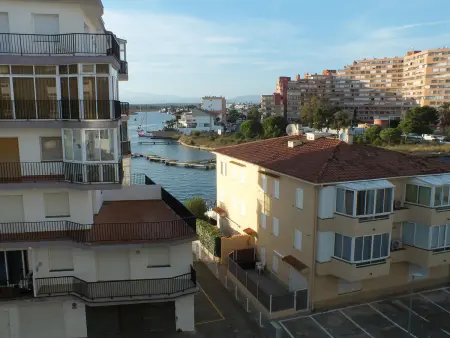 Appartement vue port à Roses, 4 pers., terrasse : photo 2