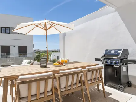 Bayside Home, appartement 3 chambres avec terrasse à Estepona : photo 1