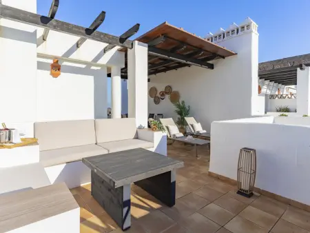 Penthouse duplex vue 360° mer et montagne à Estepona : photo 7