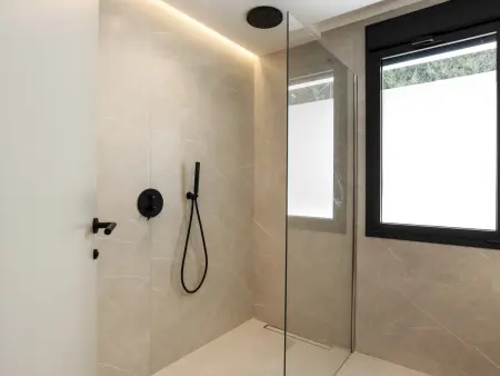 Villa La Perla – 6 chambres, piscine chauffée, spa privé : photo 11