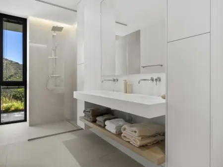 Villa Imagine – 5 chambres, piscine débordement à Benahavís : photo 30