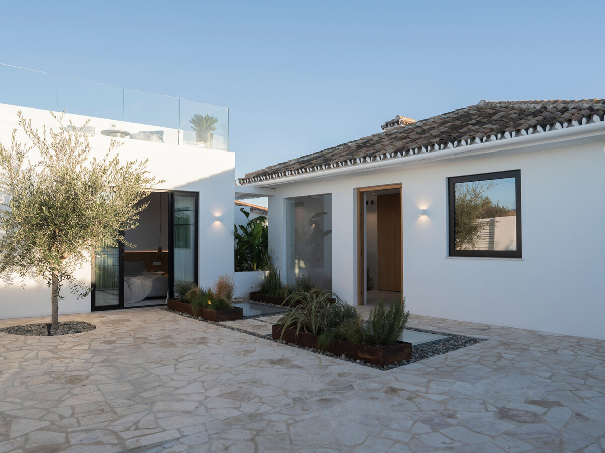 Villa Ama, 4 chambres avec piscine débordement à Marbella - Photo 27