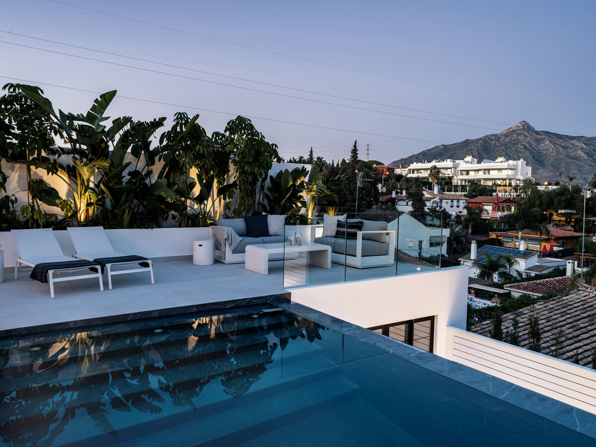 Villa Ama, 4 chambres avec piscine débordement à Marbella - Photo 35