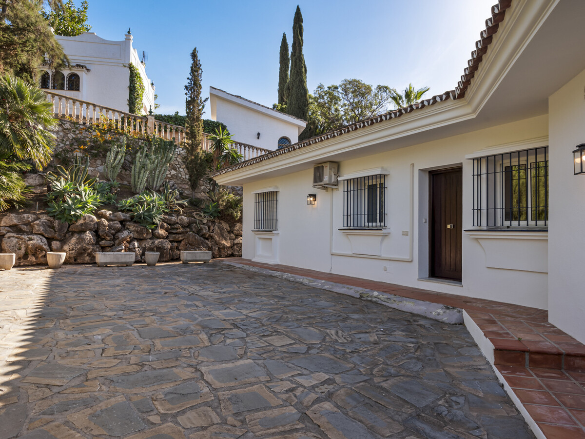 Villa Sina à Marbella : 5 chambres, piscine et guest house - Photo 8