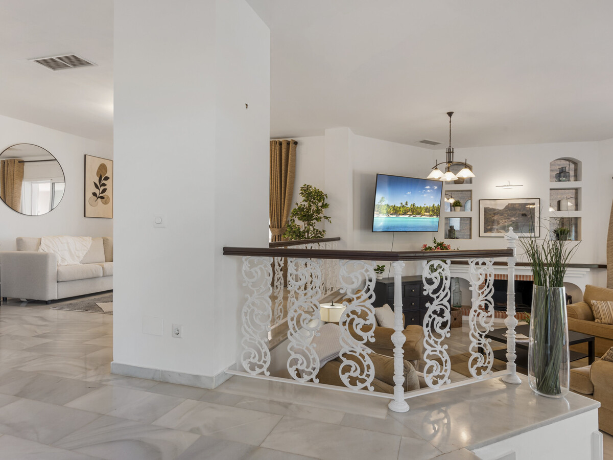 Villa Sina à Marbella : 5 chambres, piscine et guest house - Photo 30