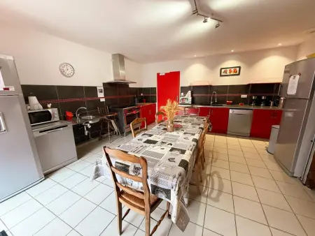 Gîte 6 chambres avec terrain de jeux à Pouzay : photo 4