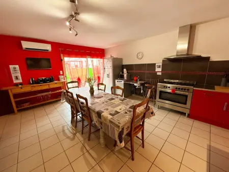Gîte 6 chambres avec terrain de jeux à Pouzay : photo 9