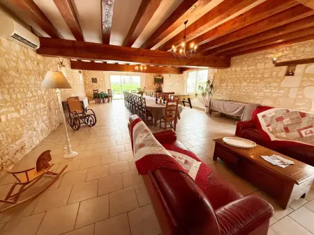 Gîte 6 chambres avec terrain de jeux à Pouzay : photo 10