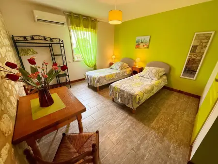 Gîte 6 chambres avec terrain de jeux à Pouzay : photo 17