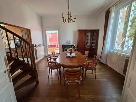Villa Lucie, gîte 10 pers. à Toul - 360 m², 3 suites : photo 9
