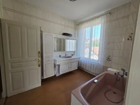 Villa Lucie, gîte 10 pers. à Toul - 360 m², 3 suites : photo 33