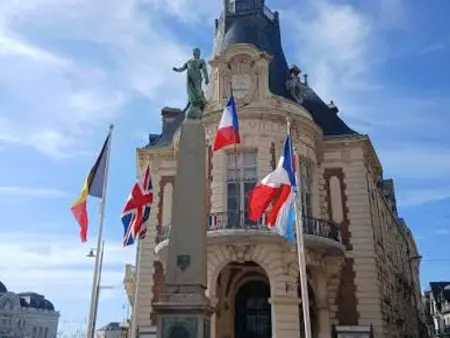 Studio lumineux centre Trouville, balcon sud, 200 m de la mer : photo 10