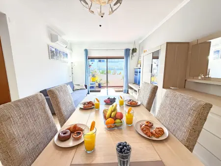 Appartement vue mer à Porches avec piscine et terrasse : photo 6