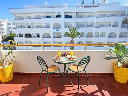 Appartement vue mer à Porches avec piscine et terrasse : photo 24