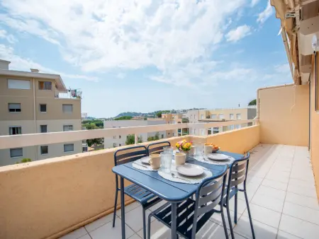 Appartement Santa Barbara à Cavalaire, 1,2 km de la plage : photo 4