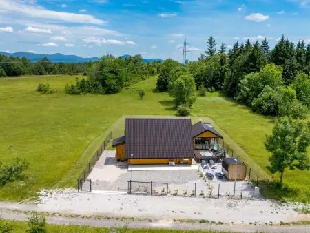 Chalet Ivica à Lovinac avec jacuzzi et lac à 1 km : photo 29