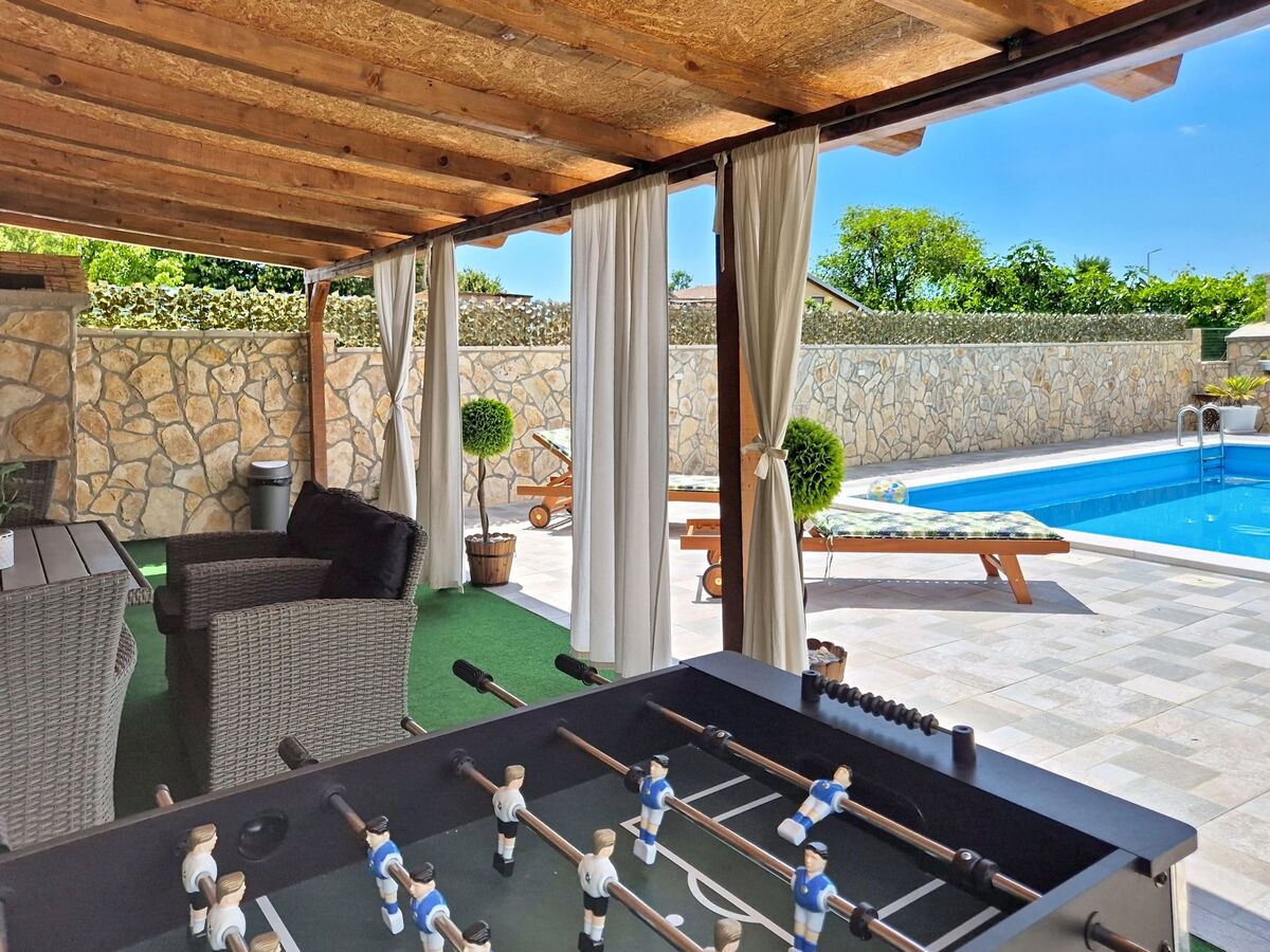 Maison Denis avec piscine privée à Benkovac - Photo 1