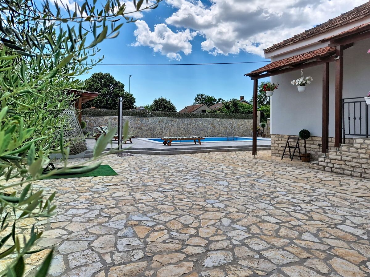 Maison Denis avec piscine privée à Benkovac - Photo 23