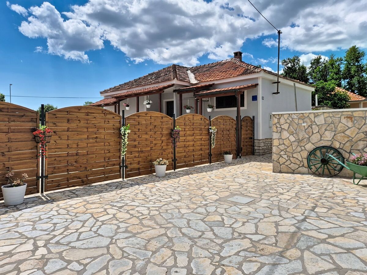 Maison Denis avec piscine privée à Benkovac - Photo 25