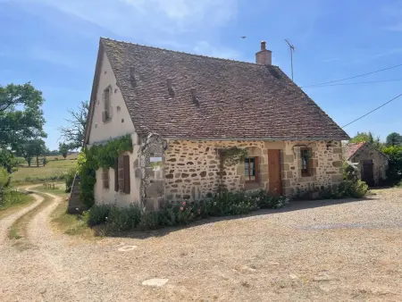 Gîte de Pêche du Lieu Sorbier à Bourbon-l'Archambault : photo 12