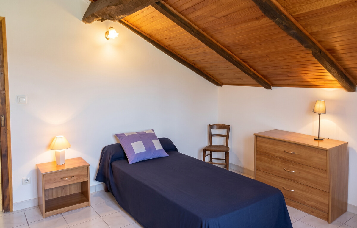 Maison 7 pers. avec jardin clôturé et barbecue à Pierrefiche - Photo 3