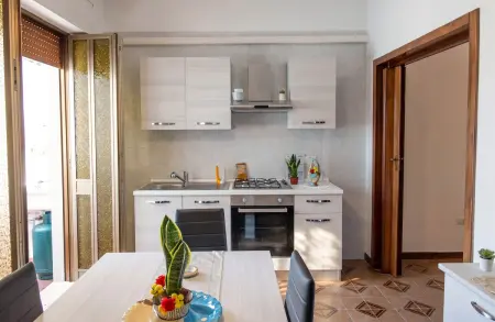 Appartement lumineux avec vue mer à San Foca, à deux pas de la plage : photo 7