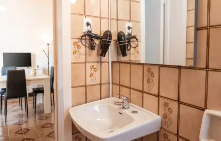 Appartement lumineux avec vue mer à San Foca, à deux pas de la plage : photo 14