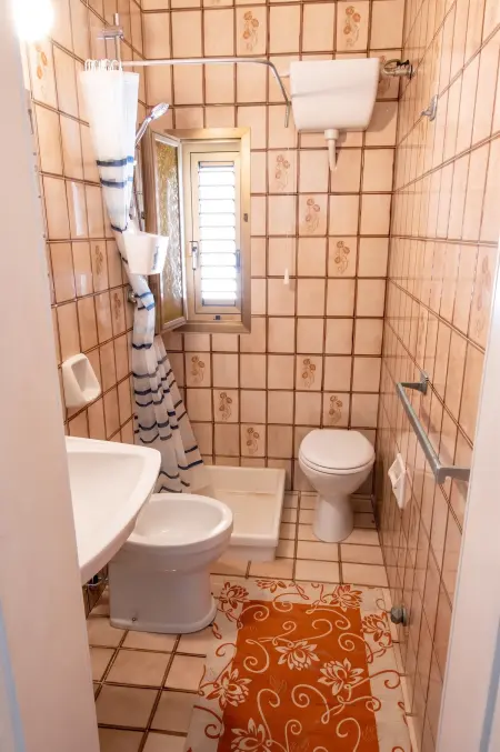 Appartement lumineux avec vue mer à San Foca, à deux pas de la plage : photo 15
