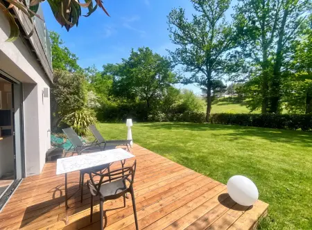 Studio 28 m² avec terrasse et jardin clôturé à Carignan-de-Bordeaux : photo 3