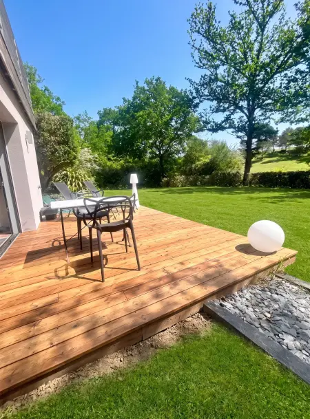 Studio 28 m² avec terrasse et jardin clôturé à Carignan-de-Bordeaux : photo 13