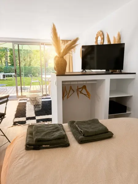 Studio 28 m² avec terrasse et jardin clôturé à Carignan-de-Bordeaux : photo 15