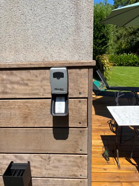 Studio 28 m² avec terrasse et jardin clôturé à Carignan-de-Bordeaux : photo 20