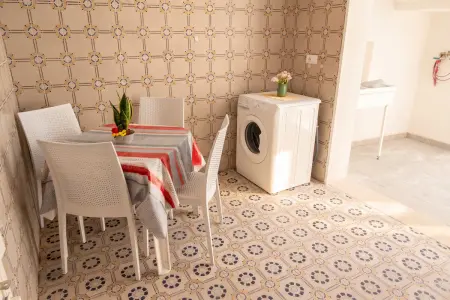 Appartement 80 m² avec vue mer et jardin à San Foca : photo 9