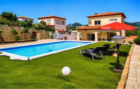 Maison 3 chambres avec piscine privée à Vandellos : photo 1